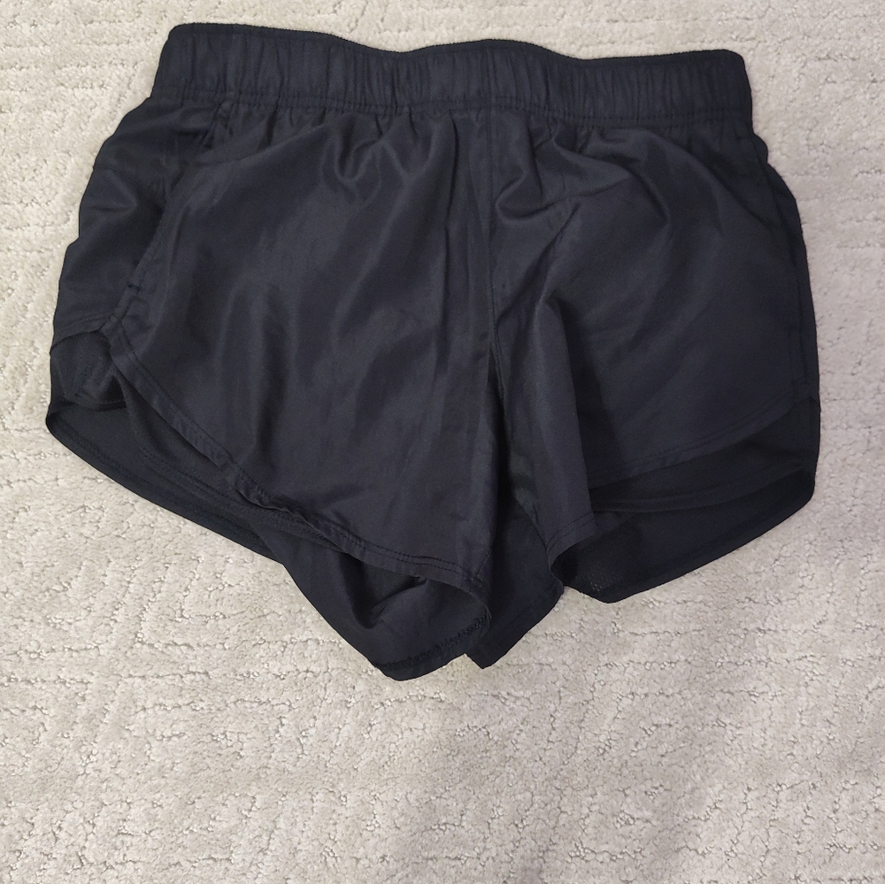 Athletic shorts